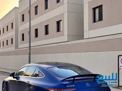 مرسيدس - بنز GT 63S موديل 2019 أزرق  - بحالة ممتازة