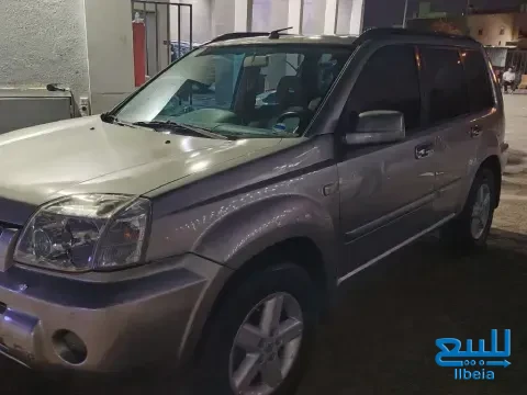 نيسان اكستريل 2004 للبيع