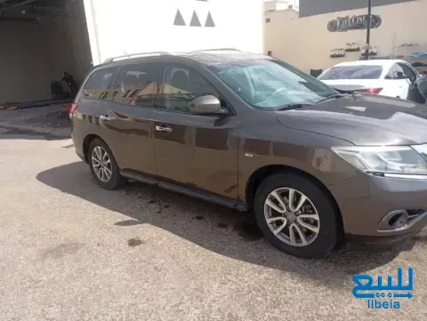 نيسان باثفايندر 2015 للبيع