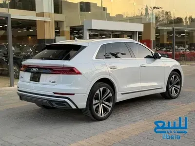 أودي Q8 اس لاين 2021 أبيض ومقصورة كونياك