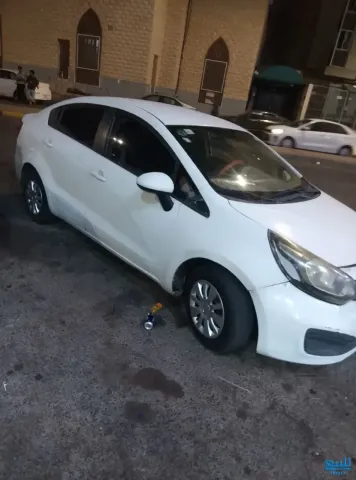 كيا ريو موديل 2015 أبيض شاشة أندرويد الرياض