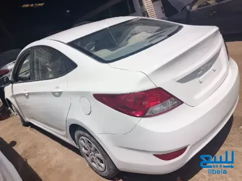 هيونداي أكسنت 2013 بحالة ممتازة للبيع